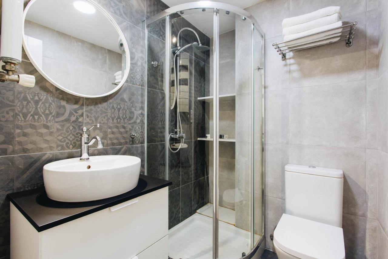 Exclusive 3 Bedroom Beach Apartment Валенсия Экстерьер фото